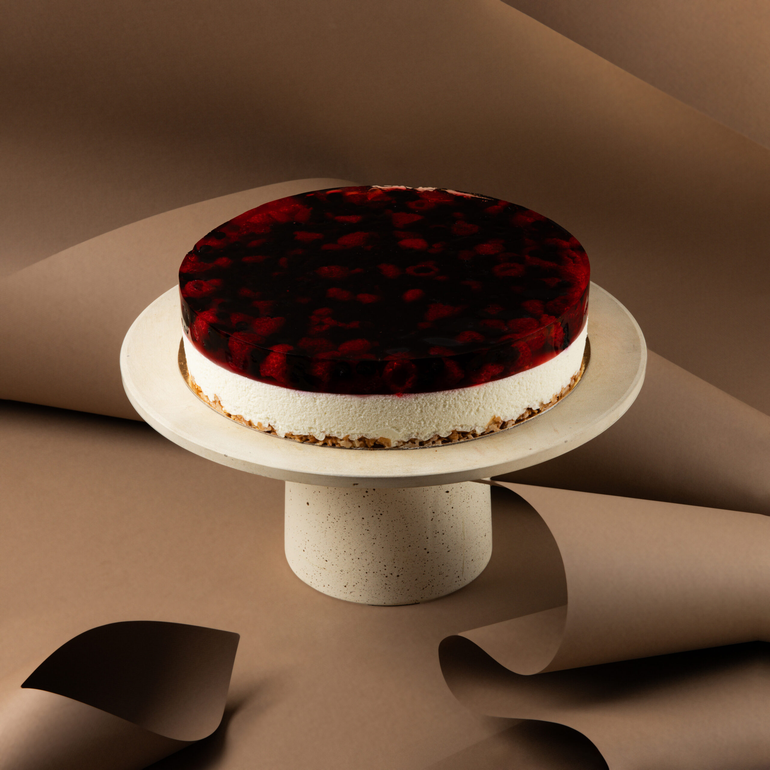 Tort z galaretką i owocami