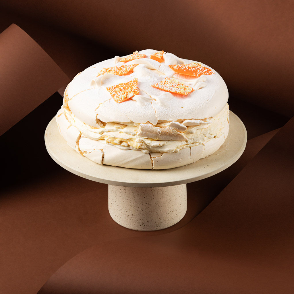 Tort bezowy z mango - obrazek 2